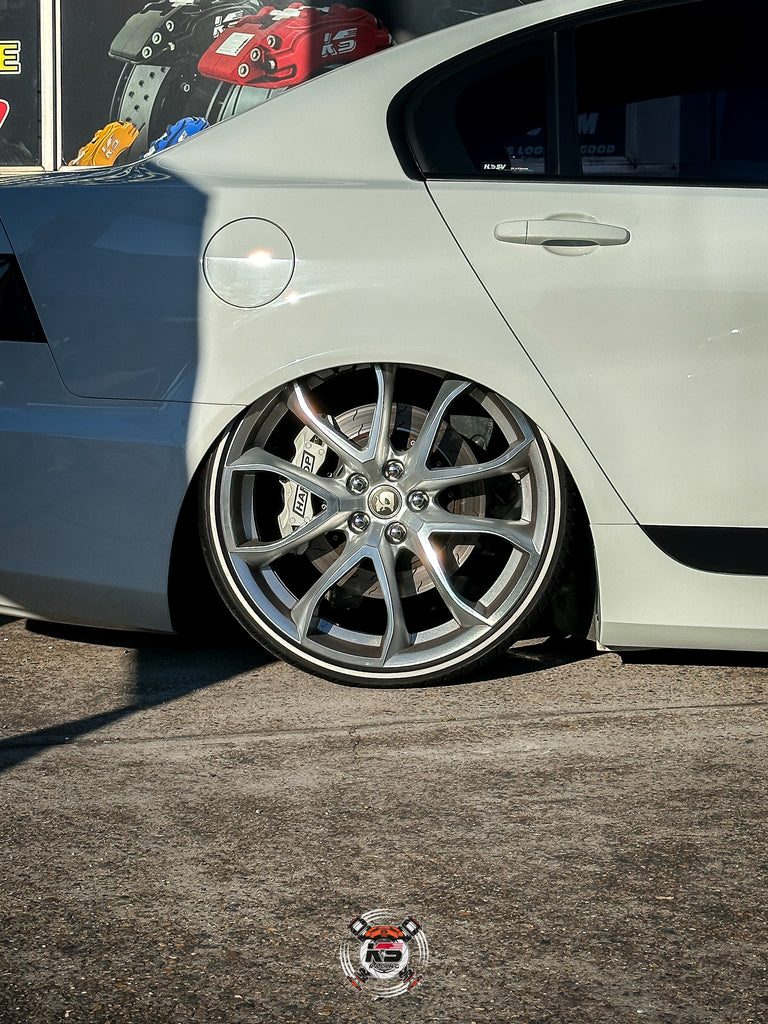Holden Commodore VE HSV GTS / CLUBSPORT / MALOO Premium Wireless Air Suspension Kit - KS RACING — KS Racing Australia