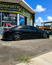 Load image into Gallery viewer, HSV VF Air Lift Performance 3P Air Suspension with KS RACING Air Struts — KS Racing Australia