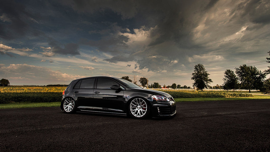 Volkswagen Golf R 15-22 Air Lift Performance 3P Dual ViAir 444c Air Suspension with KS RACING Air — KS Racing Australia