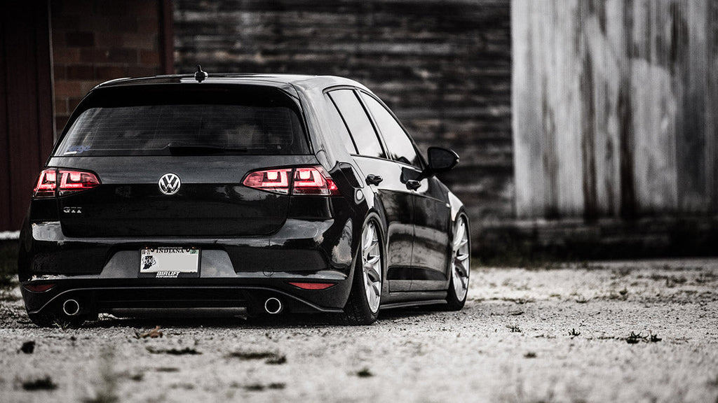 Volkswagen Golf R 15-22 Air Lift Performance 3P Dual ViAir 444c Air Suspension with KS RACING Air — KS Racing Australia