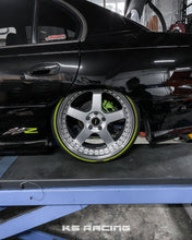 Load image into Gallery viewer, Holden Commodore VZ Premium Wireless Air Suspension Kit - KS RACING — KS Racing Australia