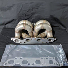 Load image into Gallery viewer, T3 Top Mount Exhaust Manifold Fit Nissan Silvia S13 S14 S15 SR20 — KS Racing Australia